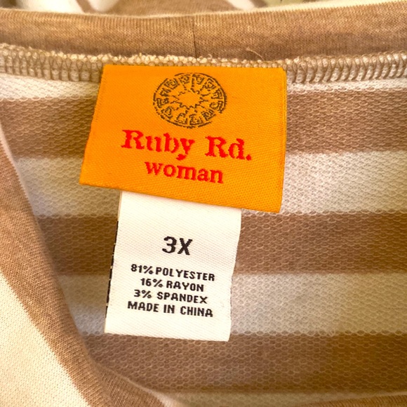 Ruby Rd. Top - Picture 2 of 3